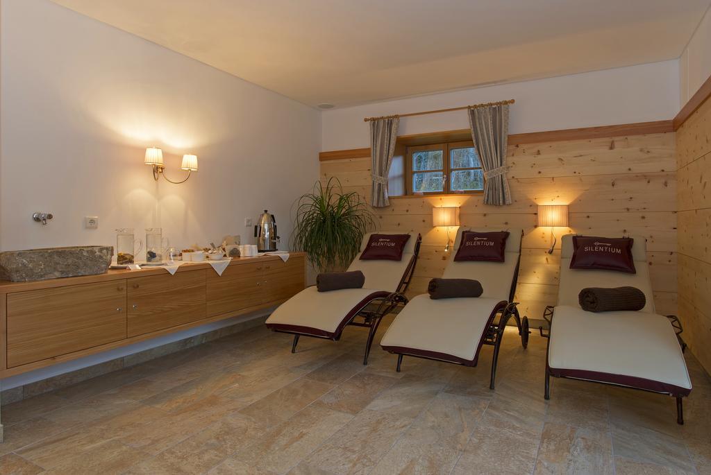Silentium Dolomites Chalet Since 1600 Monguelfo-Tesido / Welsberg-Taisten Εξωτερικό φωτογραφία